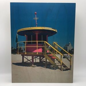 Walnut Hollow Lifeguard Hut Pink 11x14